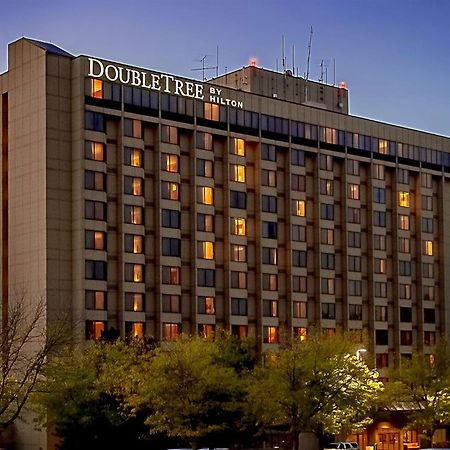 Doubletree By Hilton Hotel St. Louis - Chesterfield Exterior photo