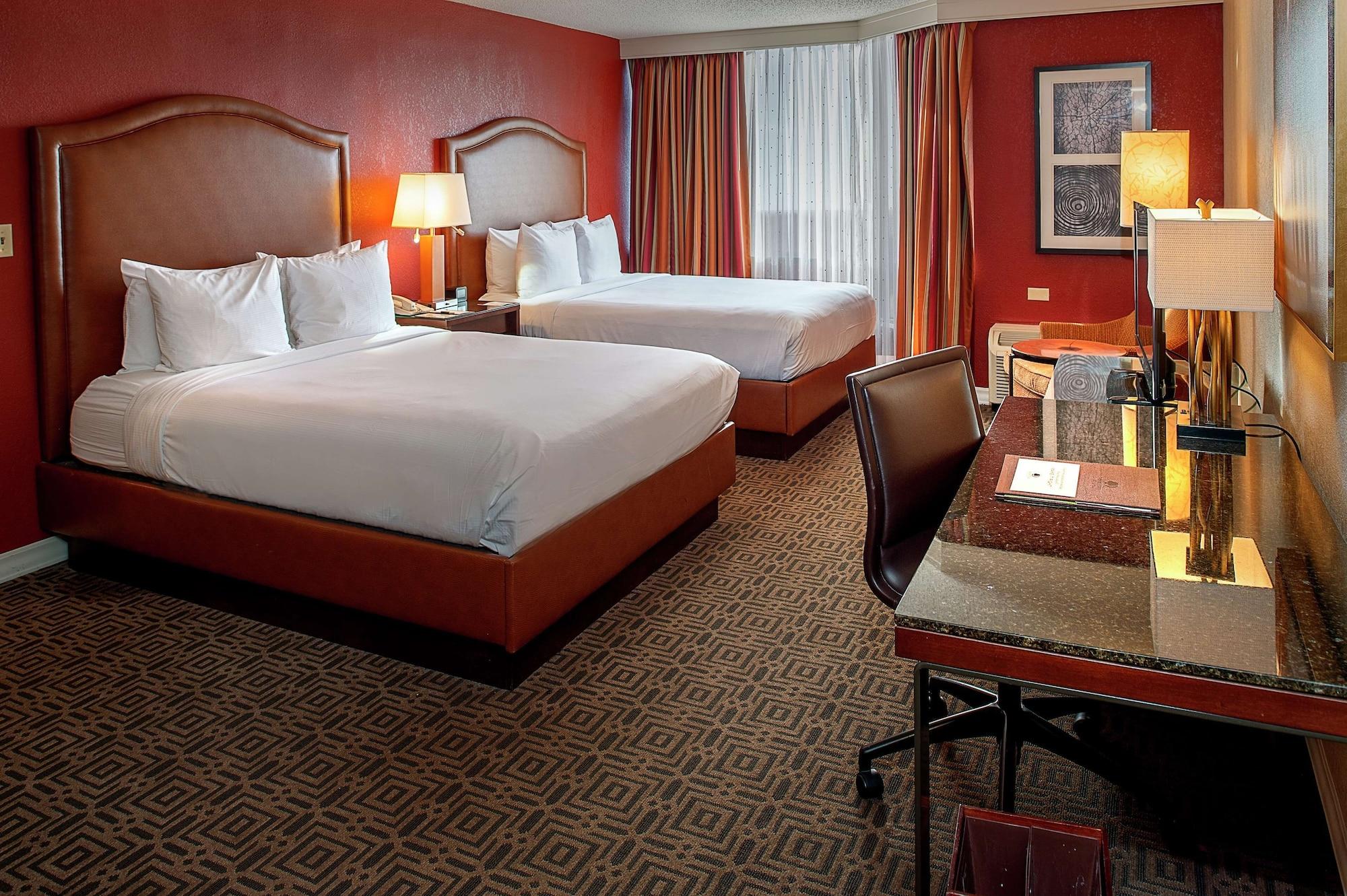 Doubletree By Hilton Hotel St. Louis - Chesterfield Exterior photo