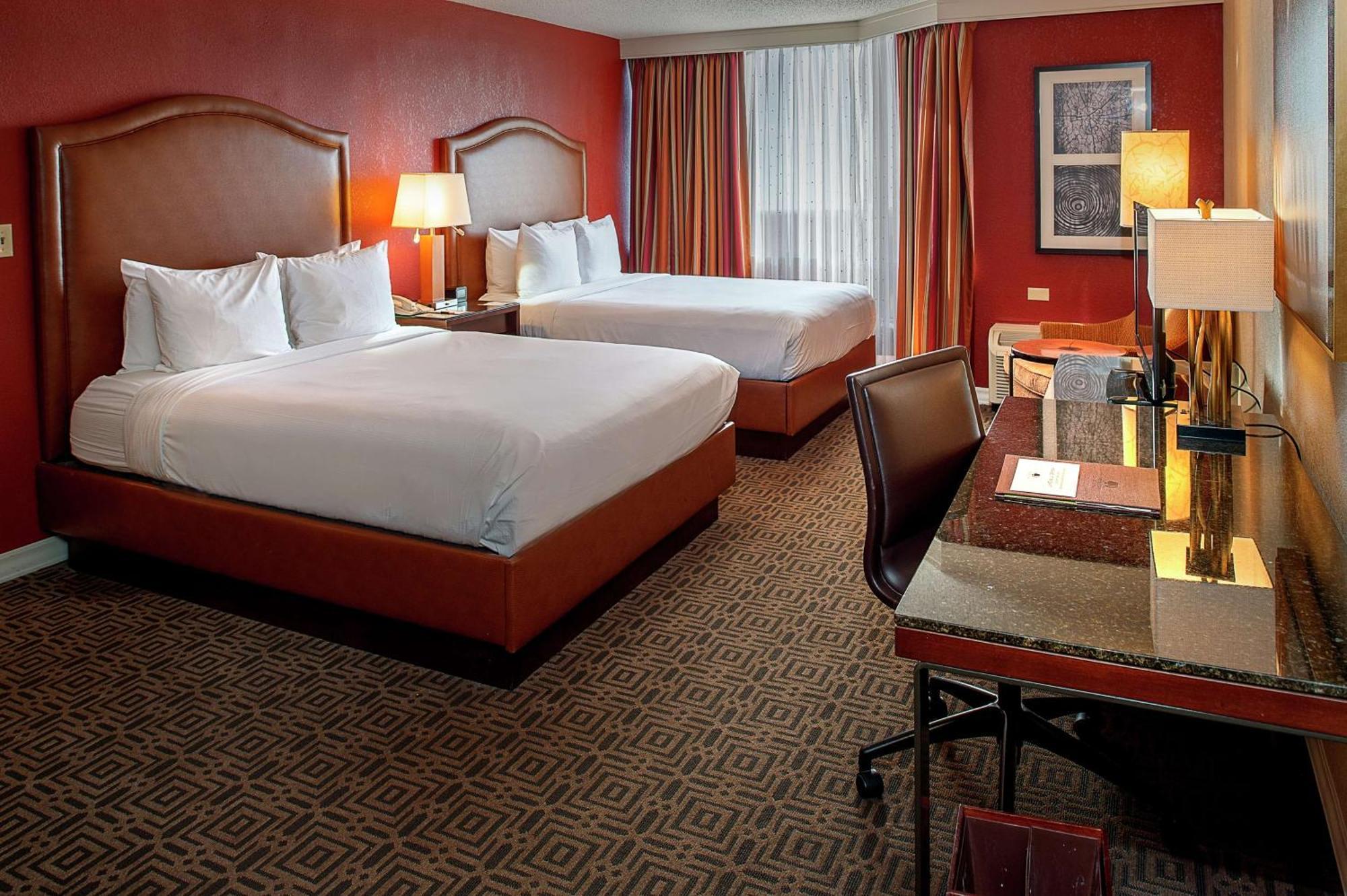 Doubletree By Hilton Hotel St. Louis - Chesterfield Exterior photo
