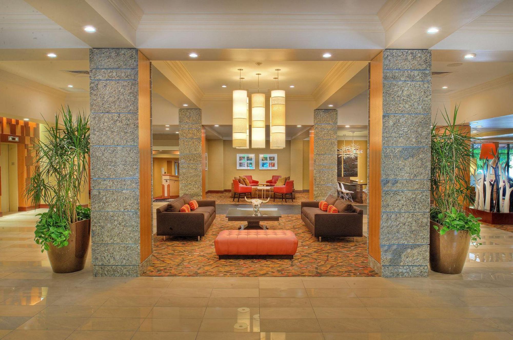 Doubletree By Hilton Hotel St. Louis - Chesterfield Exterior photo