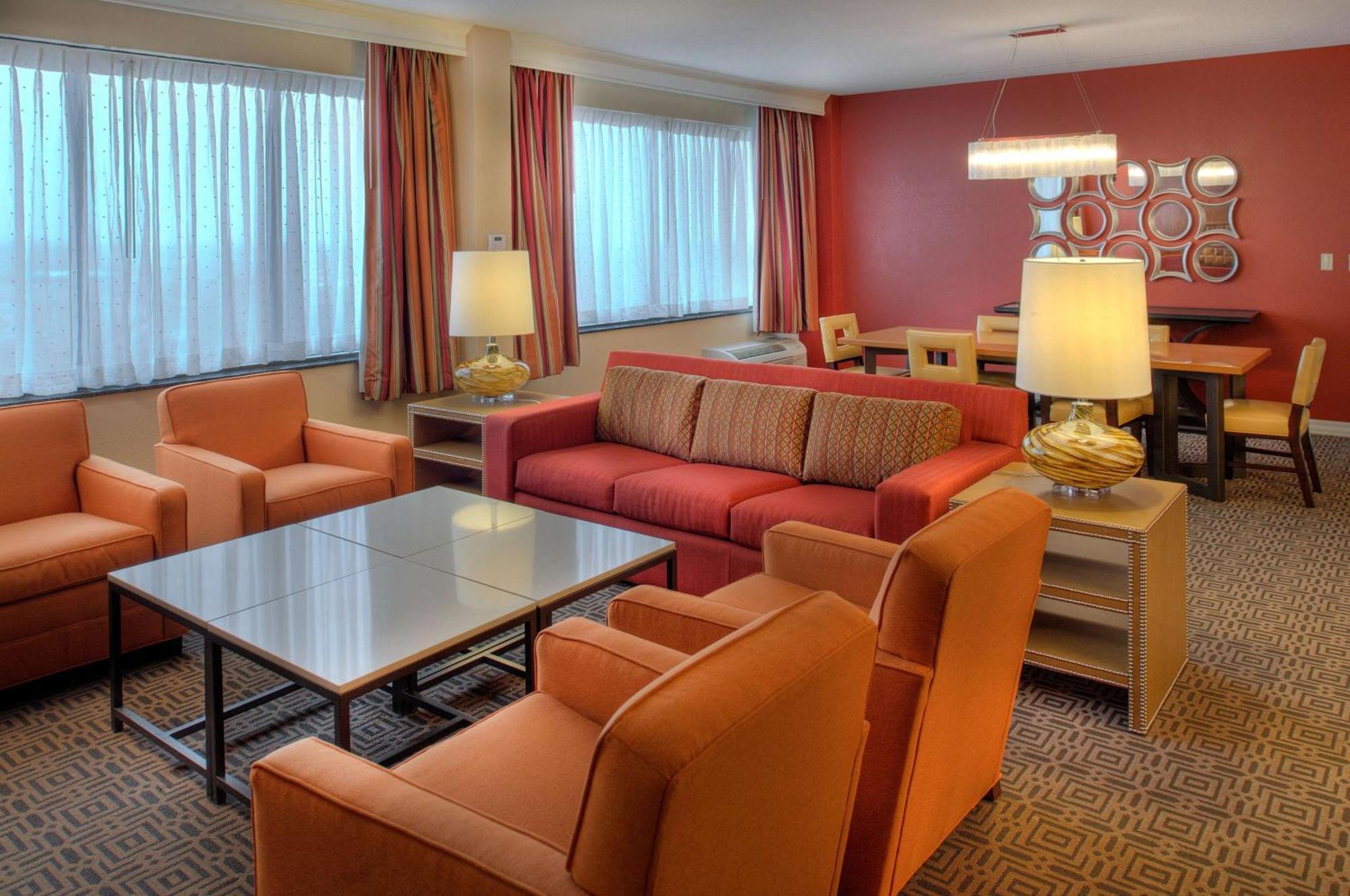 Doubletree By Hilton Hotel St. Louis - Chesterfield Exterior photo