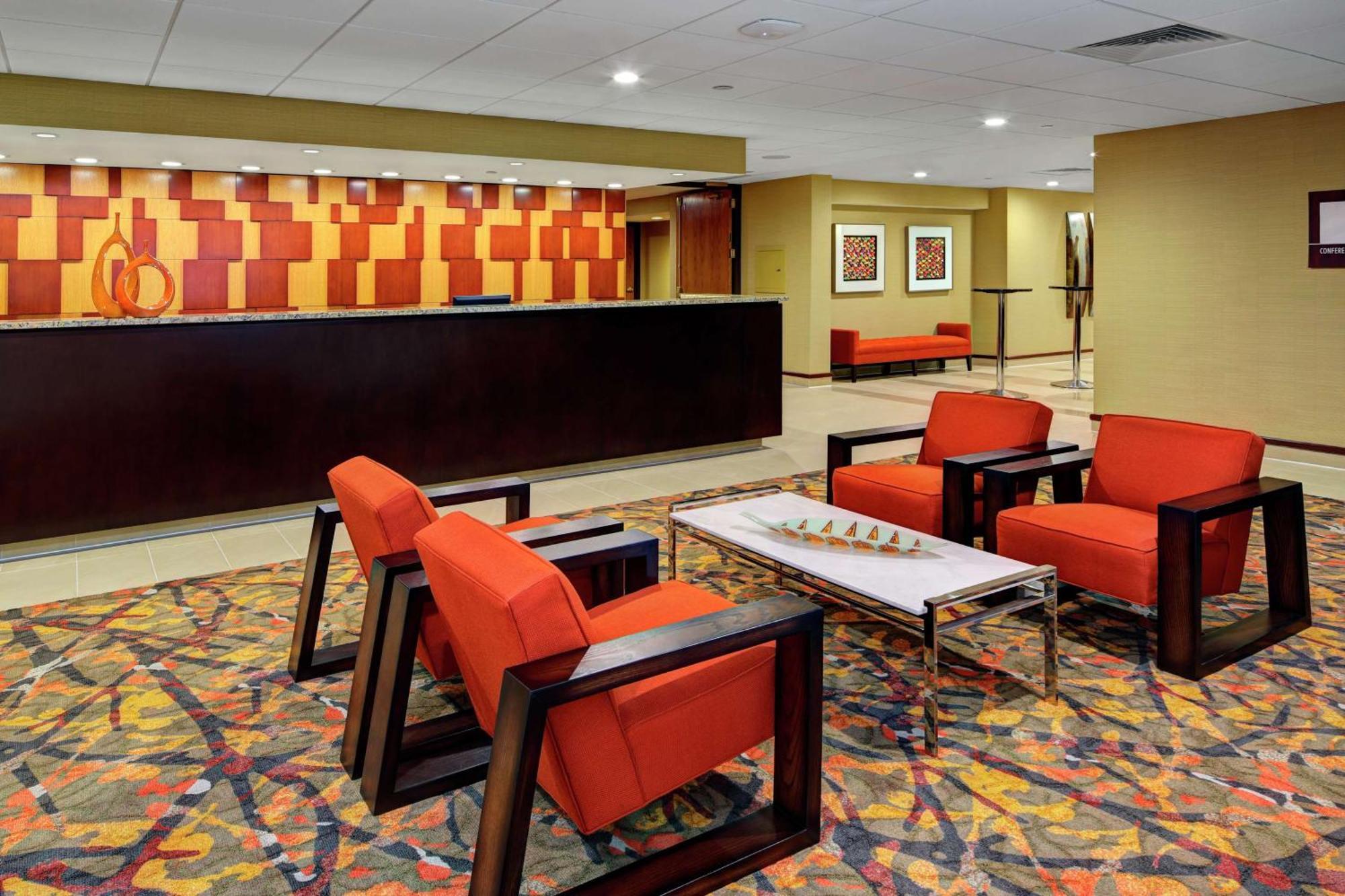 Doubletree By Hilton Hotel St. Louis - Chesterfield Exterior photo