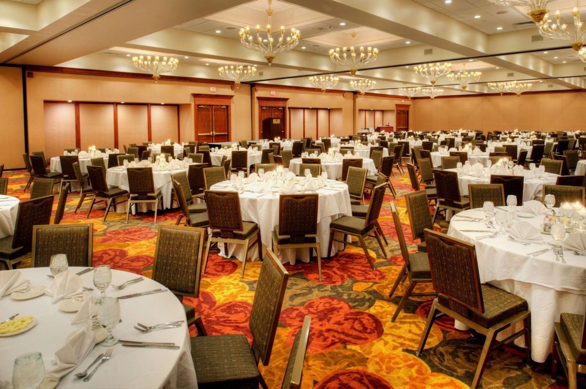 Doubletree By Hilton Hotel St. Louis - Chesterfield Restaurant photo