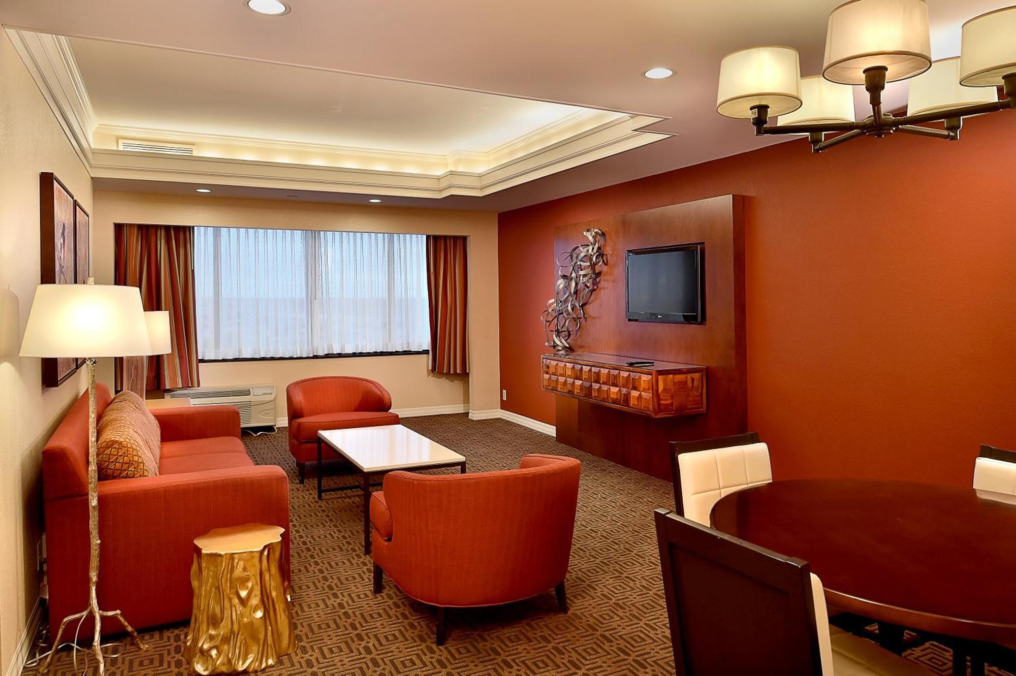 Doubletree By Hilton Hotel St. Louis - Chesterfield Exterior photo